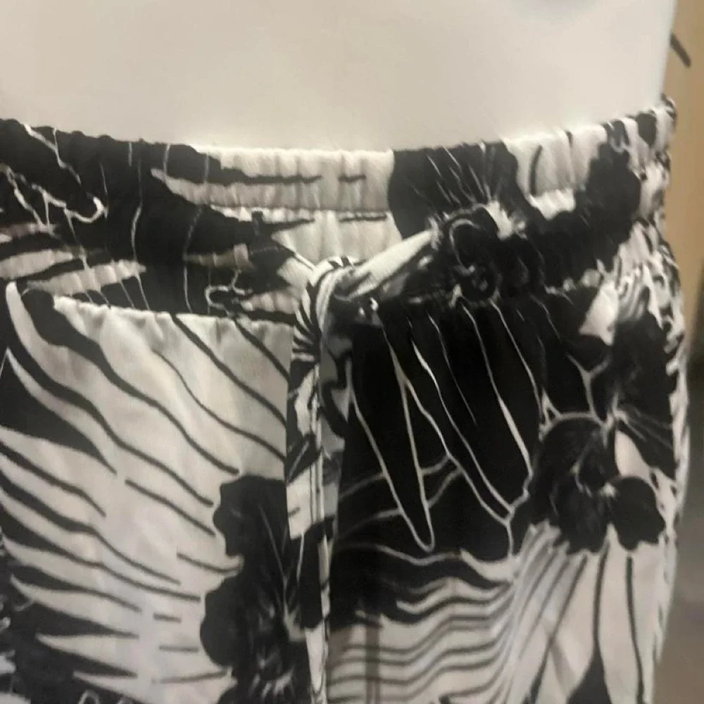 Cato black and white floral print pants with drawstring waist Brunch